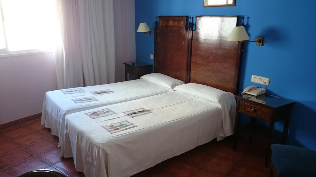 Hotel Iberia Plaza America Caces 객실 사진